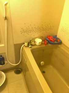 シャワー水漏れ