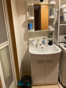 洗面所水漏れ