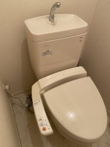 ウォシュレット水漏れ