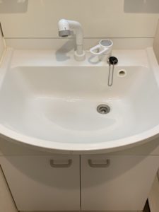 洗面水漏れ